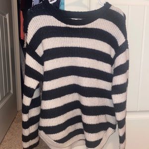 Lovetree striped sweater!